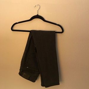 Vans destroyed skinny jeans